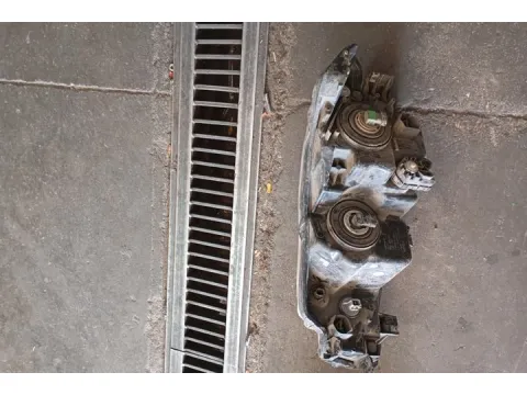 Φανάρι Εμπρός Δεξί Σπασμένη Βάση για SUZUKI VITARA (2015 - )  - 