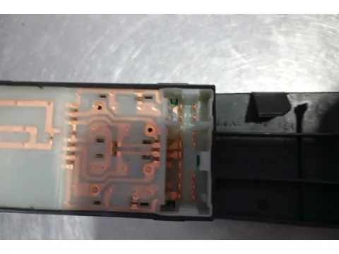 Διακόπτης Παραθύρων Κεντρικός Αριστερής 6pin  για NISSAN MICRA (2003 - 2005) (K12)  -  Διακόπτης Παραθύρων Κεντρικός Αριστερής 6pin  για NISSAN MICRA (2003 - 2005) (K12)  -