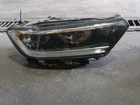 Φανάρι Εμπρός Δεξί Led Xenon Σπασμένες Βάσεις για VW T-ROC (2017 - 2021)  Φανάρι Εμπρός Δεξί Led Xenon Σπασμένες Βάσεις για VW T-ROC (2017 - 2021)
