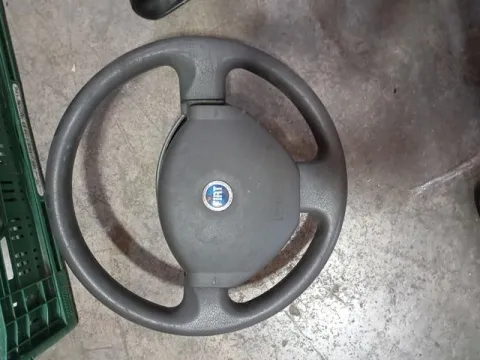 Τιμόνι (Βολάν) Με Αερόσακο για FIAT PUNTO (1999 - 2003) (188) *Γ*  Τιμόνι (Βολάν) Με Αερόσακο για FIAT PUNTO (1999 - 2003) (188) *Γ*