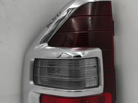 Φανάρι Πίσω Αριστερό για MITSUBISHI PAJERO ( 2000 - 2002 ) ( V70 ) SUV/ ΕΚΤΟΣ ΔΡΟΜΟΥ/ 5dr Φανάρι Πίσω Αριστερό για MITSUBISHI PAJERO ( 2000 - 2002 ) ( V70 ) SUV/ ΕΚΤΟΣ ΔΡΟΜΟΥ/ 5dr