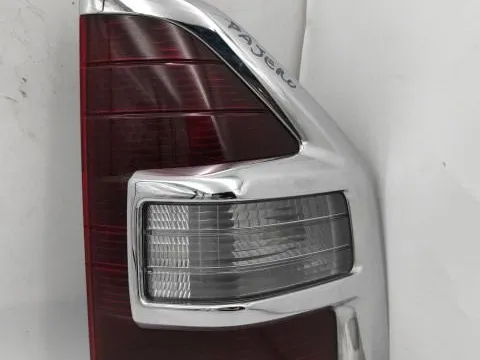Φανάρι Πίσω Δεξί για MITSUBISHI PAJERO ( 2000 - 2002 ) ( V70 ) SUV/ ΕΚΤΟΣ ΔΡΟΜΟΥ/ 5dr Φανάρι Πίσω Δεξί για MITSUBISHI PAJERO ( 2000 - 2002 ) ( V70 ) SUV/ ΕΚΤΟΣ ΔΡΟΜΟΥ/ 5dr