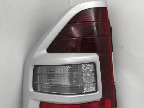Φανάρι Πίσω Αριστερό για MITSUBISHI PAJERO ( 2000 - 2002 ) ( V70 ) SUV/ ΕΚΤΟΣ ΔΡΟΜΟΥ/ 5dr Φανάρι Πίσω Αριστερό για MITSUBISHI PAJERO ( 2000 - 2002 ) ( V70 ) SUV/ ΕΚΤΟΣ ΔΡΟΜΟΥ/ 5dr