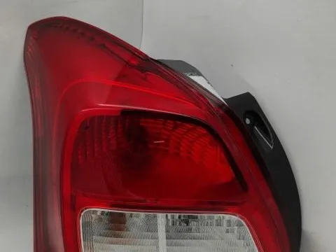 Φανάρι Πίσω Αριστερό για SUZUKI SWIFT (2017 - ) () Φανάρι Πίσω Αριστερό για SUZUKI SWIFT (2017 - ) ()