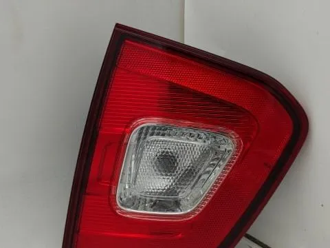 Φανάρι Πίσω Αριστερό Καπού για SUZUKI IGNIS (2016 - ) () Φανάρι Πίσω Αριστερό Καπού για SUZUKI IGNIS (2016 - ) ()