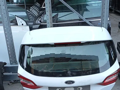 Πορτ-Μπαγκάζ για FORD FIESTA (2017 - ) *Γ* Πορτ-Μπαγκάζ για FORD FIESTA (2017 - ) *Γ*