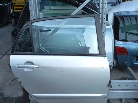 Πόρτα Πίσω Δεξιά Ίσιες Βίδες  για TOYOTA COROLLA (2002 - 2004) (E120) Hatchback - 5dr (KM22) , (2004 - 2007) (E120) *Ε* Πόρτα Πίσω Δεξιά Ίσιες Βίδες  για TOYOTA COROLLA (2002 - 2004) (E120) Hatchback - 5dr (KM22) , (2004 - 2007) (E120) *Ε*