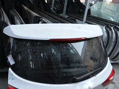 Πορτ-Μπαγκάζ για HYUNDAI i30 (2015 - 2017) (GD) Hatchback - 5dr *Γ* Πορτ-Μπαγκάζ για HYUNDAI i30 (2015 - 2017) (GD) Hatchback - 5dr *Γ*
