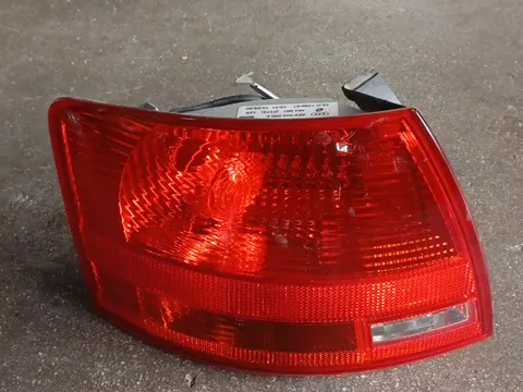 Φανάρι Πίσω Αριστερό Χωρίς Πλακέτα για AUDI A4 (2005 - 2008) (8E) (8H) S-Wagon - 5dr  Φανάρι Πίσω Αριστερό Χωρίς Πλακέτα για AUDI A4 (2005 - 2008) (8E) (8H) S-Wagon - 5dr