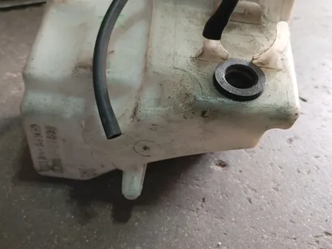 Δοχείο Υαλοκαθαριστήρων Χωρίς Μοτέρ για HYUNDAI GETZ (2002 - 2005) (TB)  Δοχείο Υαλοκαθαριστήρων Χωρίς Μοτέρ για HYUNDAI GETZ (2002 - 2005) (TB)