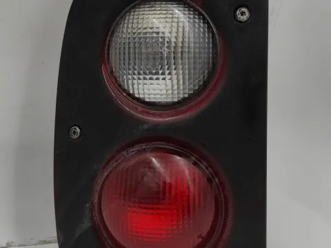 Φανάρι Πίσω Αριστερό με μαυρη κορνιζα για LANDROVER FREELANDER (1998 - 2003) (LN)