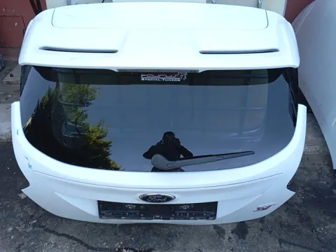 Πορτ-Μπαγκάζ  Λίγο Χτυπημένο για FORD FOCUS ST  (2011 - 2014) () Hatchback - 5dr *Γ* Πορτ-Μπαγκάζ  Λίγο Χτυπημένο για FORD FOCUS ST  (2011 - 2014) () Hatchback - 5dr *Γ*