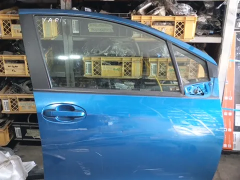 Πόρτα Εμπρός Δεξιά Όχι Καθαρή για TOYOTA YARIS (2012 - 2014) *Γ* Πόρτα Εμπρός Δεξιά Όχι Καθαρή για TOYOTA YARIS (2012 - 2014) *Γ*