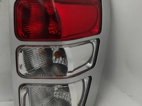 Φανάρι Πίσω Δεξί Με Ασημι Κορνιζα Για SUZUKI GRAND VITARA (2006 - 2009) (JB) , (2009 - 2012) (JB)  Φανάρι Πίσω Δεξί Με Ασημι Κορνιζα Για SUZUKI GRAND VITARA (2006 - 2009) (JB) , (2009 - 2012) (JB)