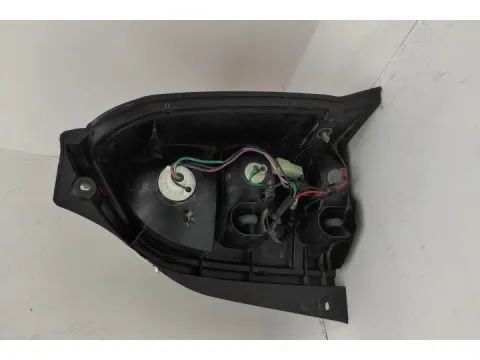 Φανάρι Πίσω Αριστερό Mε Λευκό Όπισθεν για SUZUKI ALTO (2002 - 2008) (RF) -  Φανάρι Πίσω Αριστερό Mε Λευκό Όπισθεν για SUZUKI ALTO (2002 - 2008) (RF) -