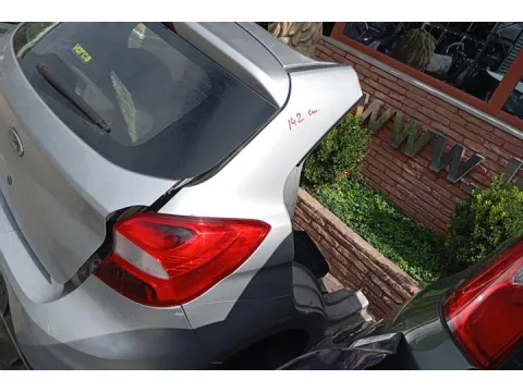 Τροπέτο Πίσω Με Καθίσματα Πίσω για FORD KA (2016 - 2020) *Π* -  Τροπέτο Πίσω Με Καθίσματα Πίσω για FORD KA (2016 - 2020) *Π* -