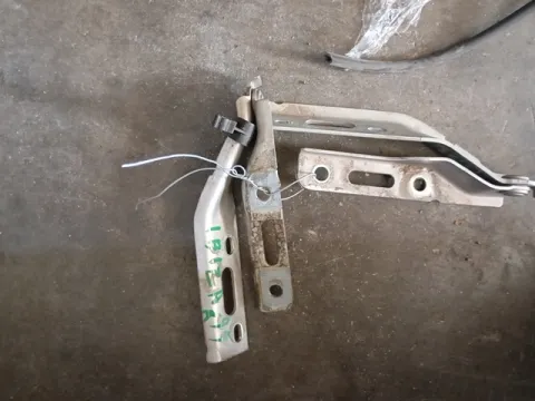 Σέτ Μεντεσές Καπό για SEAT IBIZA (1999 - 2002) (6K)  Σέτ Μεντεσές Καπό για SEAT IBIZA (1999 - 2002) (6K)