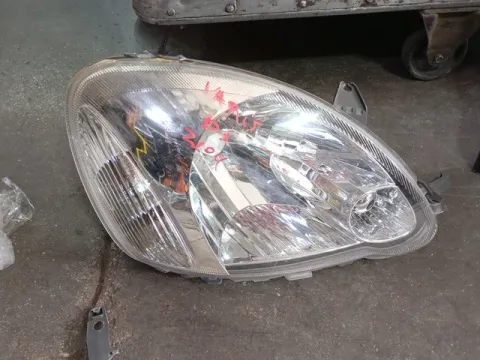 Φανάρι Εμπρός Δεξί Με Σπασμένη Βάση  για TOYOTA YARIS (2003 - 2005) (XP10) Hatchback - 5dr (VNKKL123X0A) , Hatchback - 3dr  Φανάρι Εμπρός Δεξί Με Σπασμένη Βάση  για TOYOTA YARIS (2003 - 2005) (XP10) Hatchback - 5dr (VNKKL123X0A) , Hatchback - 3dr