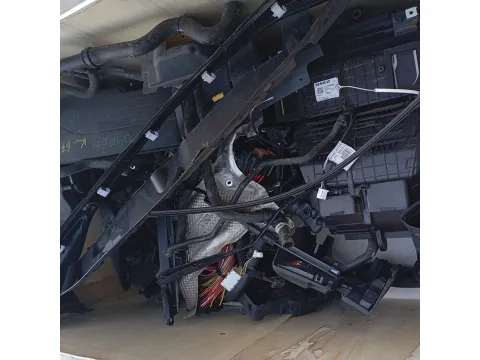 Ψύκτης (Εβαπορέτα) 272705099R Κουτί Με Βάση για RENAULT CLIO (2016 - 2019) 1200 (D4FD7) Petrol 75hp *ΔΒ* -  Ψύκτης (Εβαπορέτα) 272705099R Κουτί Με Βάση για RENAULT CLIO (2016 - 2019) 1200 (D4FD7) Petrol 75hp *ΔΒ* -