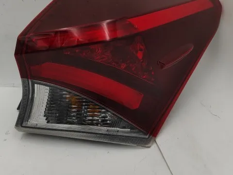 Φανάρι Πίσω Δεξί για TOYOTA AURIS (2016 - ) Φανάρι Πίσω Δεξί για TOYOTA AURIS (2016 - )