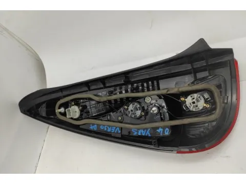 Φανάρι Πίσω Δεξί για TOYOTA YARIS VERSO (2002 - 2004) (XP20) - 