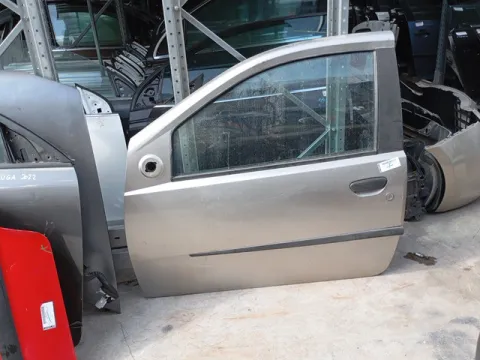 Πόρτα Αριστερή Δίπορτη Λίγο Χτυπημένη για FIAT PUNTO (1999 - 2003) (188) Hatchback - 3dr *Γ* Πόρτα Αριστερή Δίπορτη Λίγο Χτυπημένη για FIAT PUNTO (1999 - 2003) (188) Hatchback - 3dr *Γ*