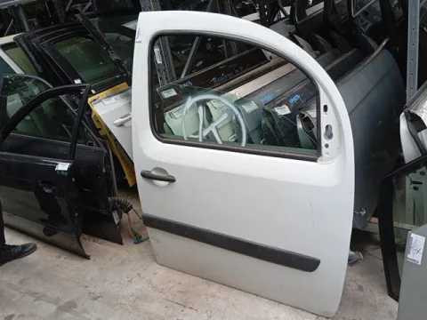 Πόρτα Εμπρός Δεξιά Ελαττωματική  για RENAULT KANGOO (2009 - 2013) (KW) BE BOP *Γ* Πόρτα Εμπρός Δεξιά Ελαττωματική  για RENAULT KANGOO (2009 - 2013) (KW) BE BOP *Γ*