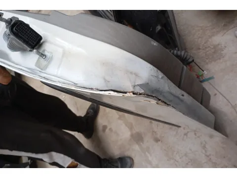 Πόρτα Εμπρός Δεξιά Ελαττωματική  για RENAULT KANGOO (2009 - 2013) (KW) BE BOP *Γ* -  Πόρτα Εμπρός Δεξιά Ελαττωματική  για RENAULT KANGOO (2009 - 2013) (KW) BE BOP *Γ* -