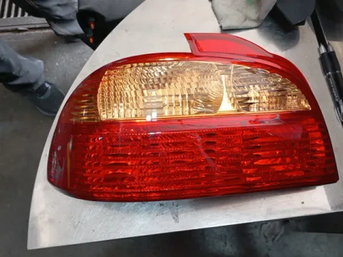 Φανάρι Πίσω Αριστερό Ιμιτασιόν για TOYOTA AVENSIS (2000 - 2003) (T220) Sedan - 4dr  Φανάρι Πίσω Αριστερό Ιμιτασιόν για TOYOTA AVENSIS (2000 - 2003) (T220) Sedan - 4dr