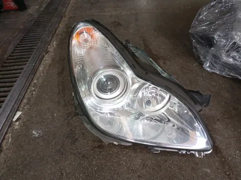 Φανάρι Εμπρός Δεξί XENON για MERCEDES CLS (2004 - 2011) (C219) Sedan - 4dr  Φανάρι Εμπρός Δεξί XENON για MERCEDES CLS (2004 - 2011) (C219) Sedan - 4dr