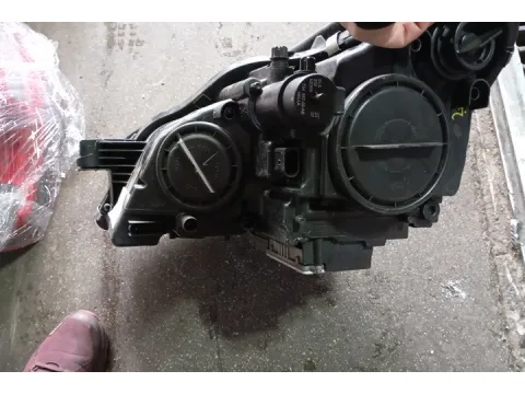 Φανάρι Εμπρός Δεξί XENON για MERCEDES CLS (2004 - 2011) (C219) Sedan - 4dr  -  Φανάρι Εμπρός Δεξί XENON για MERCEDES CLS (2004 - 2011) (C219) Sedan - 4dr  -