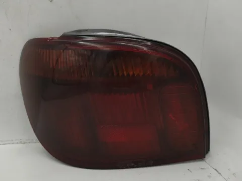 Φανάρι Πίσω Αριστερό ΜΕ ΝΤΟΥΙ για TOYOTA YARIS (2003 - 2005) (XP10) Φανάρι Πίσω Αριστερό ΜΕ ΝΤΟΥΙ για TOYOTA YARIS (2003 - 2005) (XP10)