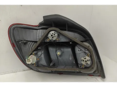 Φανάρι Πίσω Δεξί Με Ντουί για TOYOTA YARIS (2003 - 2005) (XP10) -  Φανάρι Πίσω Δεξί Με Ντουί για TOYOTA YARIS (2003 - 2005) (XP10) -