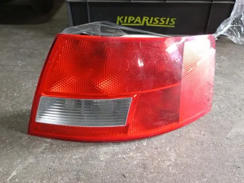 Φανάρι Πίσω Δεξί για AUDI A4 (2001 - 2005) (8H) (8E) Cabrio - 2dr  Φανάρι Πίσω Δεξί για AUDI A4 (2001 - 2005) (8H) (8E) Cabrio - 2dr