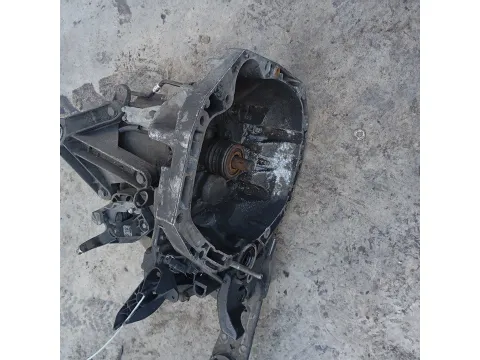 Κιβώτιο Ταχυτήτων (Σασμάν) Χειροκίνητο για RENAULT CLIO (2006 - 2009) (BR_) (CR_) 1500 (K9K766) Diesel 86 dCi  -  Κιβώτιο Ταχυτήτων (Σασμάν) Χειροκίνητο για RENAULT CLIO (2006 - 2009) (BR_) (CR_) 1500 (K9K766) Diesel 86 dCi  -