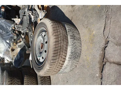 Ζαντολάστιχο 2άδα 175/65R15 Barum για DAIHATSU SIRION (2006 - ) (M300) (M301) *ΔΒ* -  Ζαντολάστιχο 2άδα 175/65R15 Barum για DAIHATSU SIRION (2006 - ) (M300) (M301) *ΔΒ* -