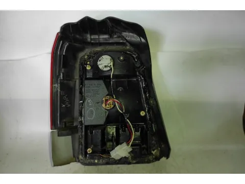 Φανάρι Πίσω Δεξί για SUBARU FORESTER (2000 - 2002) (SF)  -  Φανάρι Πίσω Δεξί για SUBARU FORESTER (2000 - 2002) (SF)  -
