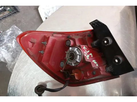 Φανάρι Πίσω Δεξί Ραγισμένο  για KIA RIO (2017 - 2020) Hatchback - 5dr  - 