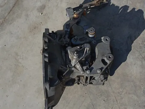 Κιβώτιο Ταχυτήτων (Σασμάν) Χειροκίνητο για OPEL ASTRA (2004 - 2007) H 1600 (Z16XEP) Petrol 105 Italy