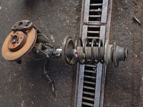 Άκρο Πλήρες Εμπρός Αριστερό Με ABS για FIAT DOBLO (2006 - 2009) (119) Combi 1300 (223A9.000) Diesel 84 Multijet Italy