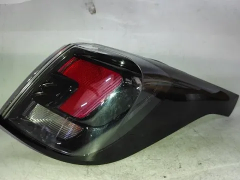 Φανάρι Πίσω Δεξί για OPEL CROSSLAND (2017 -)