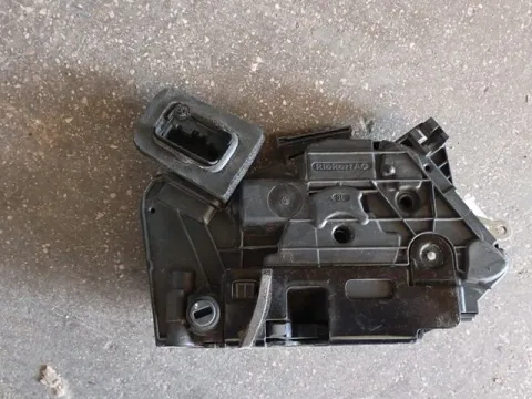 Ηλεκτρομαγνητική Κλειδαριά Πίσω Αριστερή 7pin για VW POLO (2009 - 2014) (6R) Hatchback - 5dr 