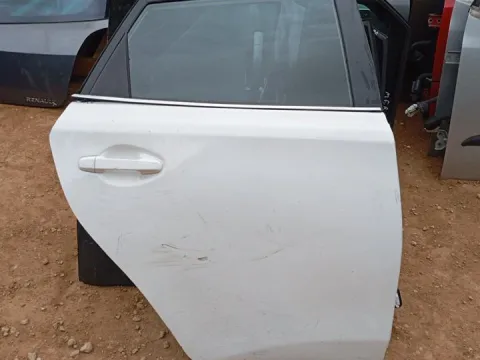 Πόρτα Πίσω Δεξιά για TOYOTA AURIS (2013 - 2015) Hatchback - 5dr *Ε*