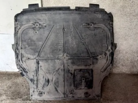 Ποδιά Μηχανής Κεντρική για VW TRANSPORTER (2003 - 2009) (7H) (T5) Van 