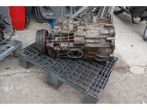 Κιβώτιο Ταχυτήτων (Σασμάν) Χειροκίνητο  ( Για ανταλλακτικά )   για MITSUBISHI CANTER (2006 - 2009) ΦΟΡΤΗΓΟ 3000 4M42 diesel TD  ( Νέα Γενιά )  *ΠΑΛΕΤΑ 60* - 