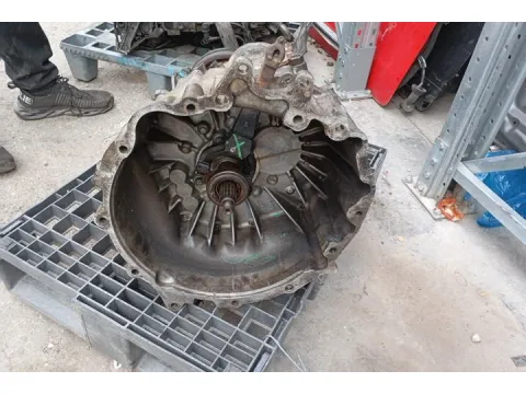 Κιβώτιο Ταχυτήτων (Σασμάν) Χειροκίνητο  ( Για ανταλλακτικά )   για MITSUBISHI CANTER (2006 - 2009) ΦΟΡΤΗΓΟ 3000 4M42 diesel TD  ( Νέα Γενιά )  *ΠΑΛΕΤΑ 60* - 