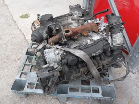 Κινητήρας Κορμός - Καπάκι  ( Για ανταλλακτικά ) για FORD FOCUS (2004 - 2008) Mk2a (DA3 - C307) Sedan - 4dr 1600 (G8DA) Diesel 109 TDCi   ( Νέα Γενιά )  *ΠΑΛΕΤΑ 161*