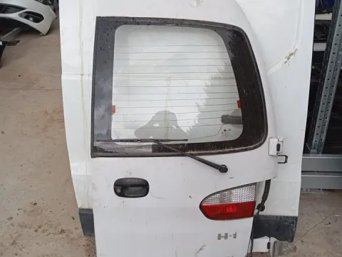 Πόρτα Πίσω Δεξιά Δίφυλλη Με Τζάμι για HYUNDAI H-1 STAREX (1998 - 2001) , (2001 - 2007) *Γ*