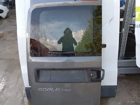 Πόρτα Πίσω Αριστερή Δίφυλλη Με Τζάμι για FIAT DOBLO (2010 - 2015) (152) *Γ*