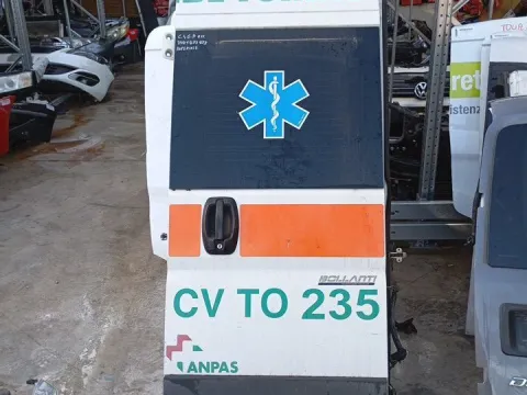 Πόρτα Πίσω Δεξιά Δίφυλλη Με Τζάμι (ΥΨΟΣ: 1,90) για FIAT DUCATO (2006 - 2014) , (2014 - ) , CITROEN JUMPER *Γ*